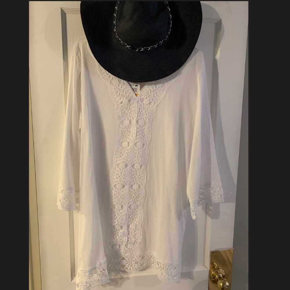 🏖NEW WITH TAGS🏖 Swimsuit coverup!